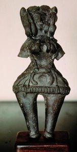 母なる女神の像 マウリヤン、ウッタル・プラデーシュ州（石）より 作： Indian