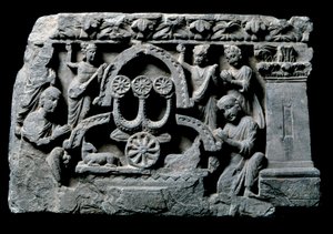 ガンダーラ（またはグレコ・ブッディズム）の芸術。"Buddha in prayer" the miracle Sravasti (Shravasti or Savatthi) (祈りの仏陀、Sravastiの奇跡) ガンダーラ派のレリーフ - 2～4世紀 - インド博物館、カルカッタ 作： Indian School
