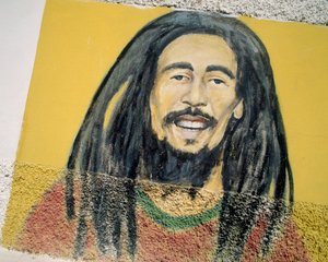 ボブ・マーリー（塗装セメント） 作： Indian School