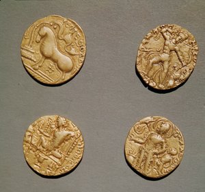 サムドラガプタのディナール（335-375）クマラグプタI（415-454）とチャンドラガプタI（320-335）（ゴールド）