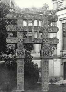 サンチーの古墳の東門 作： Indian School