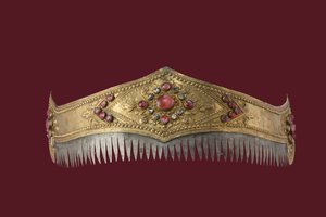Buleleng Regencyのクラウン（金、銀、ルビー、ダイヤモンド 作： Indonesian School
