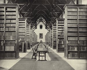 メイナース大学図書館（モノクロ写真 作： Irish Photographer