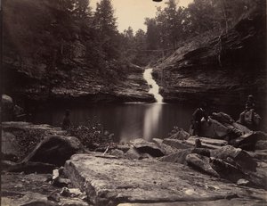 ルラ湖とロック クリークのアッパー フォールズ、ルックアウト マウンテン近く、ジョージア州、1864～65 年。 作： Isaac H. Bonsall