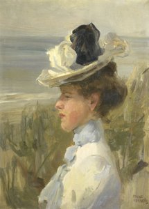 海を見つめる若い女性 海を見渡す若い女性