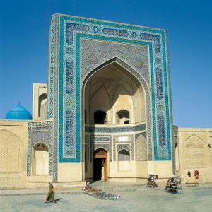 カルヤン・モスク、ブハラ、ウズベキスタン 作： Islamic School