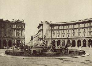 エクセドラまたはテルミニ広場 作： Italian Photographer