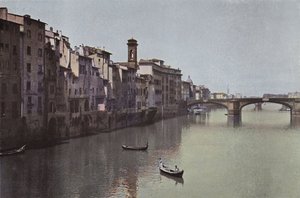フィレンツェ：フィレンツェ、トリニタ橋とアルノ川の眺め（カラー写真） 作： イタリアの写真家