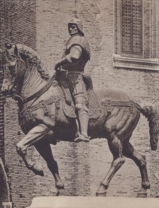 Monumento A Colleoni（モノクロ写真 作： Italian Photographer