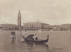 パノラマとゴンドラ（モノクロ写真 作： Italian Photographer