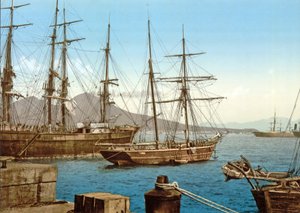 ナポリ湾のスクーナー船、背景にベスビオ、パブ。 c.1900