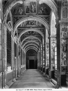 バチカン市国・バチカン宮殿「ラファエロのロッジア」（モノクロ写真 作： Italian Photographer