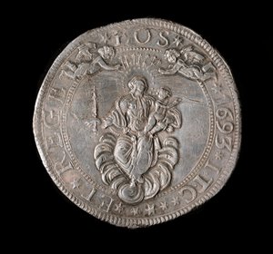 ゲネス共和国の通貨：5エキュース銀貨。直径61mm。1693.裏面。ゲネス共和国新旧対照表 作： Italian School