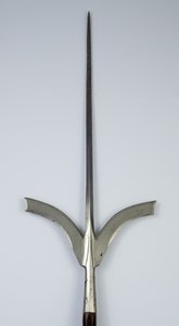 フリウリ・スピア、c.1600-1625（鋼と木） 作： Italian School