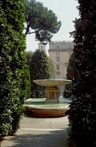 サンタマルタ広場の噴水 作： Italian School