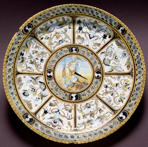 ローマの英雄スカエヴォラ（ムツィオ・スカエヴォラ）の表現 イタリア・ウルビーノで制作された陶板。1590年頃 フィレンツェ、バルジェッロ国立美術館 作： Italian School