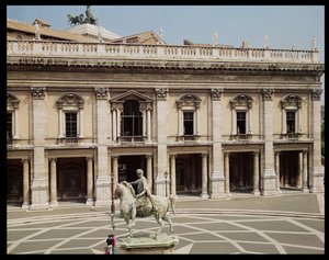ヌオーヴォ宮殿とマルクスアウレリウスの騎馬像（西暦121〜180年）の眺め 作： Italian School