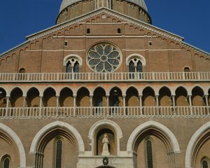 西側ファサード（詳細） 作： Italian School