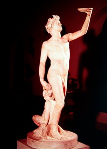 バッカス」1510年頃（大理石