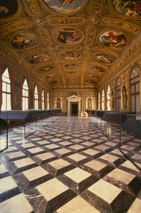 1537〜88年に建てられたゴールデンルーム 作： Jacopo Sansovino