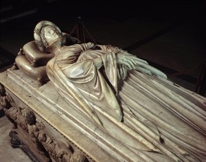 パオロ・グイニージ（1376～1432）の妻、イラリア・デル・カレット（1379～1405）による横たわる姿 イタリアの政治家（パオロ・グイニージの妻、イラリア・デル・カレットの葬祭碑） ヤコポ・デッラ・クエルチャ（1371/74～1438）による大理石彫刻 1406～1407 ルッカ（Lucca）、カテドラーレ・サン