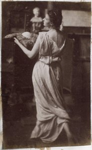 ジャック・ド・ラランのワークショップで後ろから見たドレープの女性モデルの習作 作： Jacques Lalaing (attributed to)