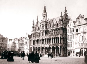 マーケット広場、ブリュッセル、1898年。 作： James Batkin