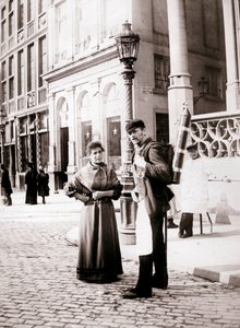 ブリュッセルの人々、1898年。