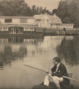 カメラワーク：ホワイトハウス、1910。 作： James Craig Annan
