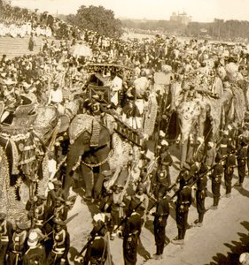 インド、デリーの大ダルバールの行列。1903年(写真) 作： James Ricalton