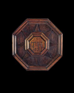 ジョセフとバトシェバ教皇は、1679年にマサチューセッツ州セーラムにある貴重品キャビネットを彫刻し、適用しました 作： James Symonds