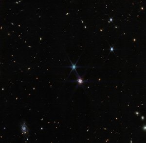 海王星広視野（NIRCam） 作： James Webb Space Telescope (NASA)