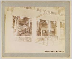 京都・知恩院の内部（モノクロ写真