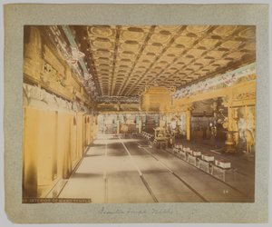日光・常光寺の内部（手彩色のモノクロ写真 作： Japanese Photographer