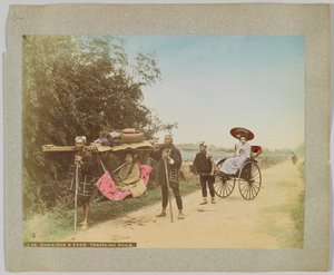 人力車と加護、旅する椅子、日本（手彩色のモノクロ写真 作： Japanese Photographer