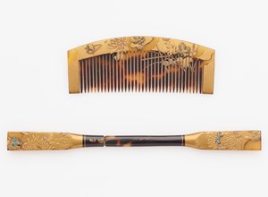 櫛とヘアピン、19世紀後半から20世紀初頭（ラッカーと金の角と木） 作： Japanese School
