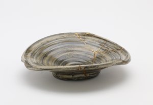 皿、熊本県、江戸時代（陶） 作： Japanese School