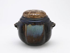 活炭器・香炉、愛知県瀬戸市、江戸時代（陶） 作： Japanese School