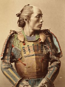 全身鎧で武装した旧日本武士の肖像、1890 作： Japanese School