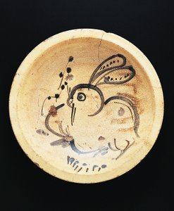 にしん皿に描かれたウサギ。 作： Japanese School