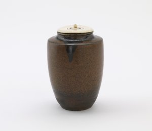 茶筒・片月型・江戸時代（陶） 作： Japanese School