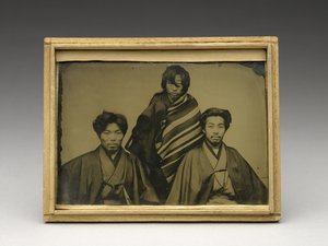 無題、c。 1875年（オリジナルのキリ材ケースのアンブロタイプ）