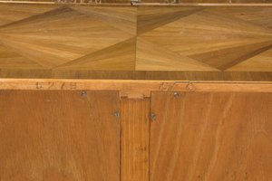 キャビネット、1925年頃（木）