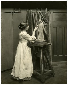 Bessie Potter Vonnoh, c.1905-40 (ゼラチンシルバー写真) 作： Jessie Tarbox Beals