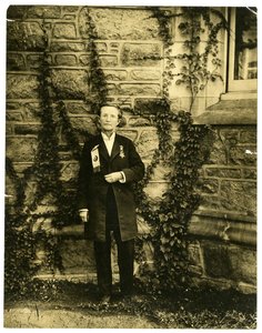 男物の服を着る権利を持つ最初の女性医師の一人、メアリー・ウォーカー博士 作： Jessie Tarbox Beals