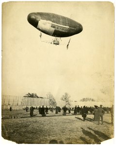 フランソワ飛行船、万国博覧会 作： Jessie Tarbox Beals