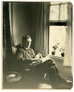 John Cowper Powys Llewelyn Powys, c.1905-40 (ゼラチンシルバー写真) 作： Jessie Tarbox Beals