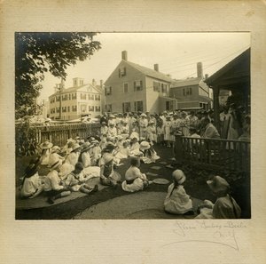 ナンタケット島、マサチューセッツ州、1905-15年頃（ゼラチンシルバー写真 作： Jessie Tarbox Beals