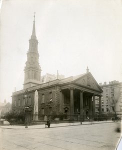 セント・ポールズ・チャペル、ブロードウェイ、ニューヨーク、アメリカ、1905-40年頃（ゼラチンシルバー写真 作： Jessie Tarbox Beals