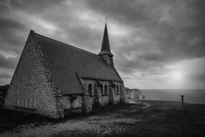 ドラマチックな海岸沿いのチャペル 作： Jochen Bongaerts